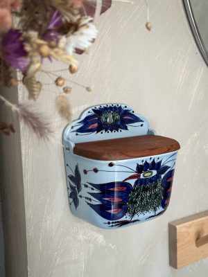 Royal Copenhagen - Aluminia Salt Skeppa. Beth Breyen