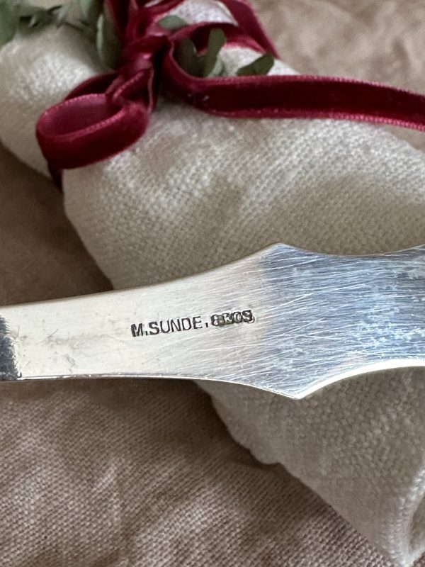 Uppläggningssked i Silver import ”Viktor” gravyr - Bild 4