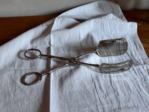Kak/smörgåstång i nysilver
