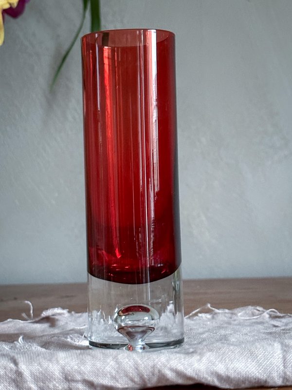 Iittala - Tillskriven Tapio Wirkkala röd glas vas - Bild 3
