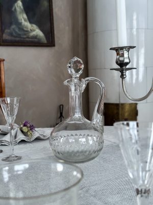 Vinkaraff i slipat glas, sekelskifte 1900 tal