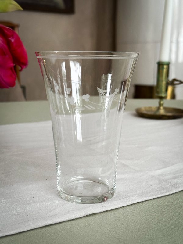 Drinkglas med slipad dekor