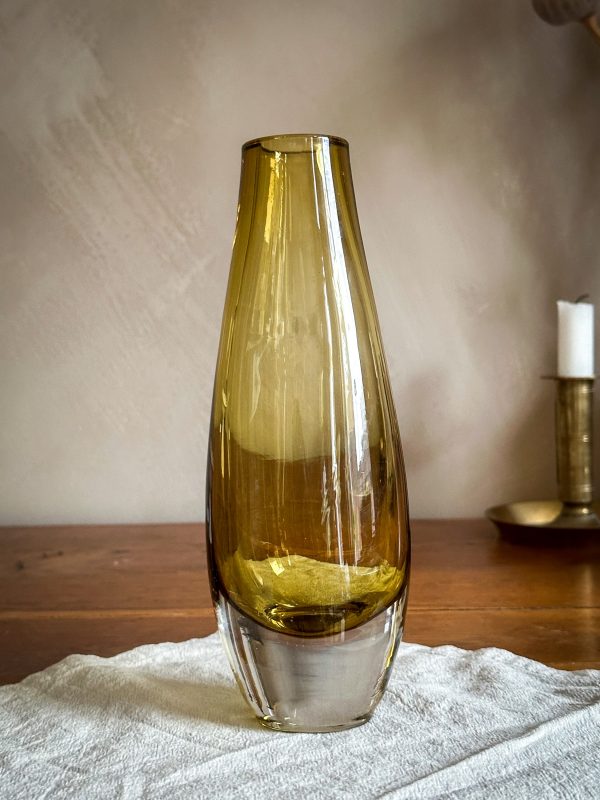 Tillskriven Åseda Glasbruk - Gul vas - Bild 2