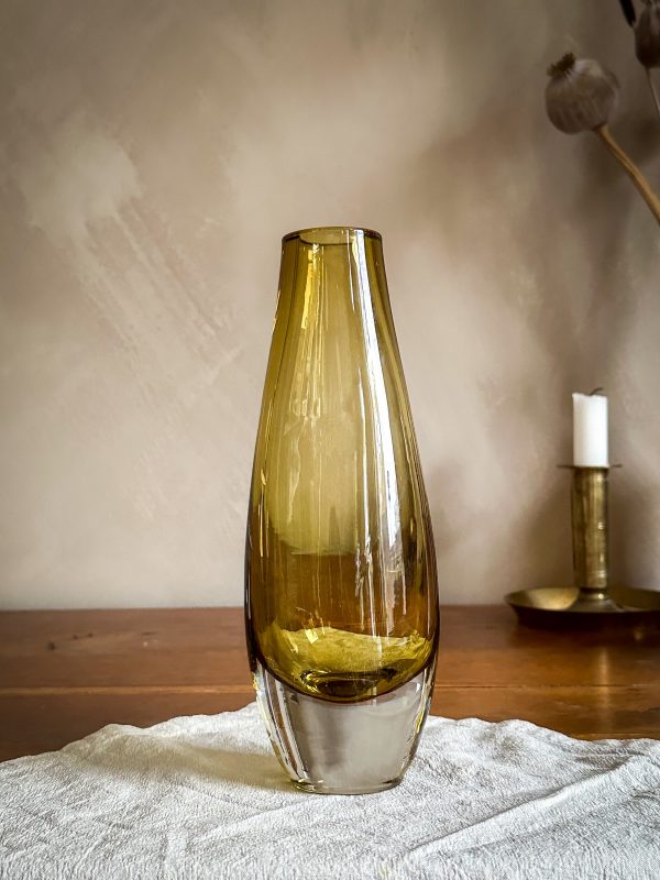 Tillskriven Åseda Glasbruk - Gul vas - Bild 5