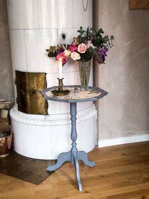 Pelarbord med Nordens Flora