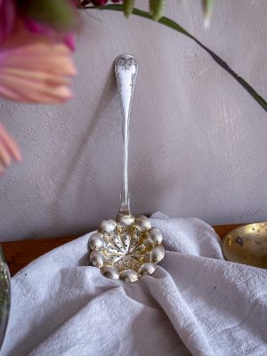 Franska Liljan sockerströare