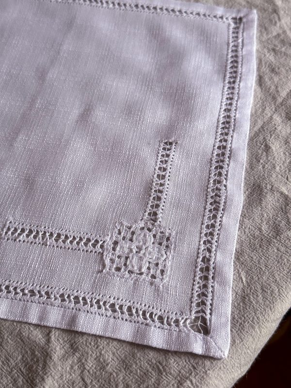 Linneservetter med broderad spets 8 st - Bild 5