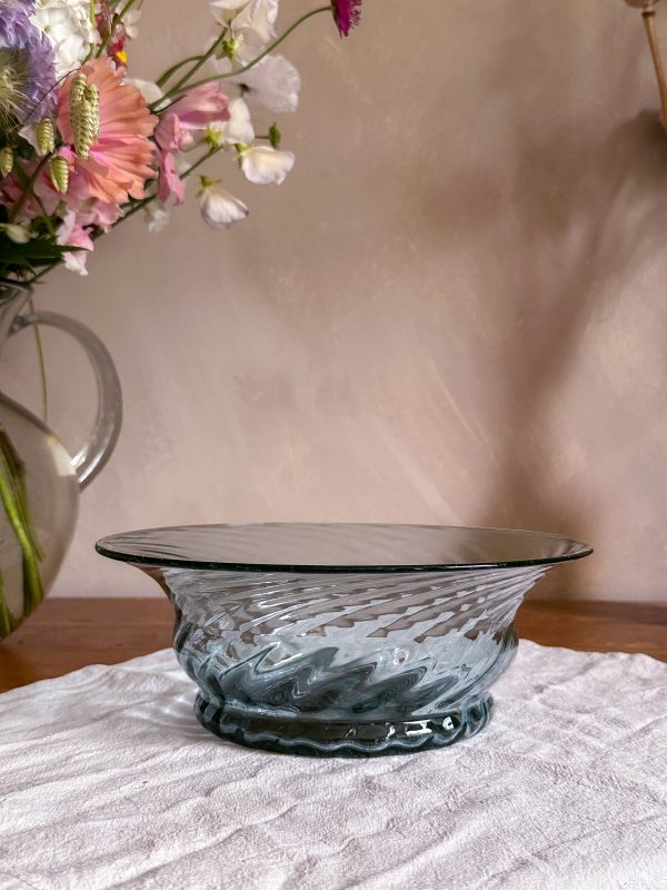 Glasskål rökfärgad