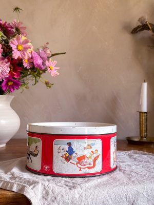 Kvarnholms Bagarn - Svenska folkdräkter plåtburk