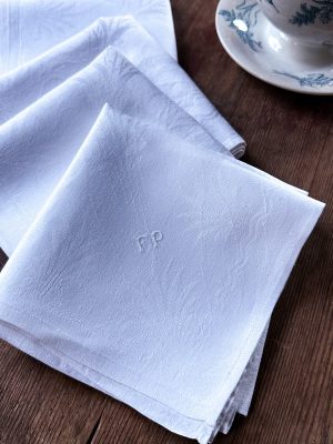 Äldre Servetter i Linnedamast Broderade initialer FP 4 St