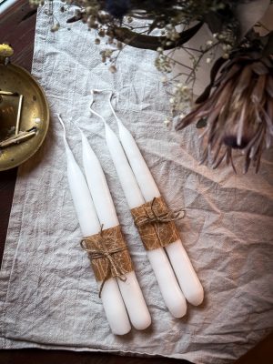 Handstöpta Kronljus - 2 st  Vit  (21-22 cm)