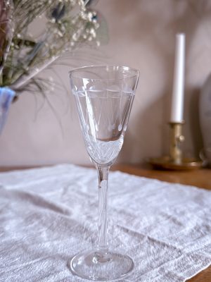 Eleganta Snapsglas med etsad dekor