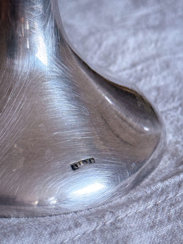 Kristallvas på nysilver fot Signerad 1918 - Bild 7