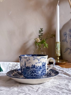Avon Scenes - Palissy kaffekopp m fat