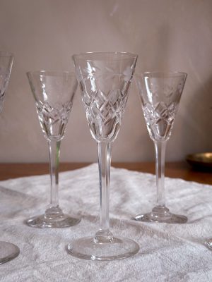 Snapsglas rutslipad dekor