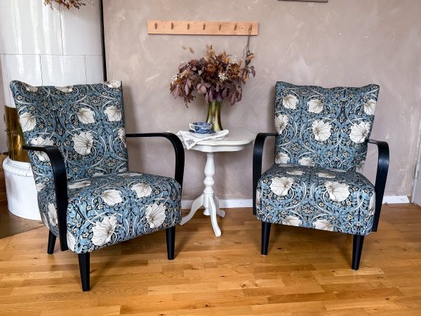 Swedish Modern Fåtölj 40/50 tal klädd i William Morris tyg - Bild 2