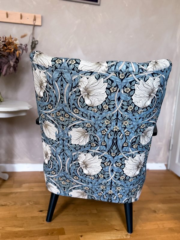 Swedish Modern Fåtölj 40/50 tal klädd i William Morris tyg - Bild 12