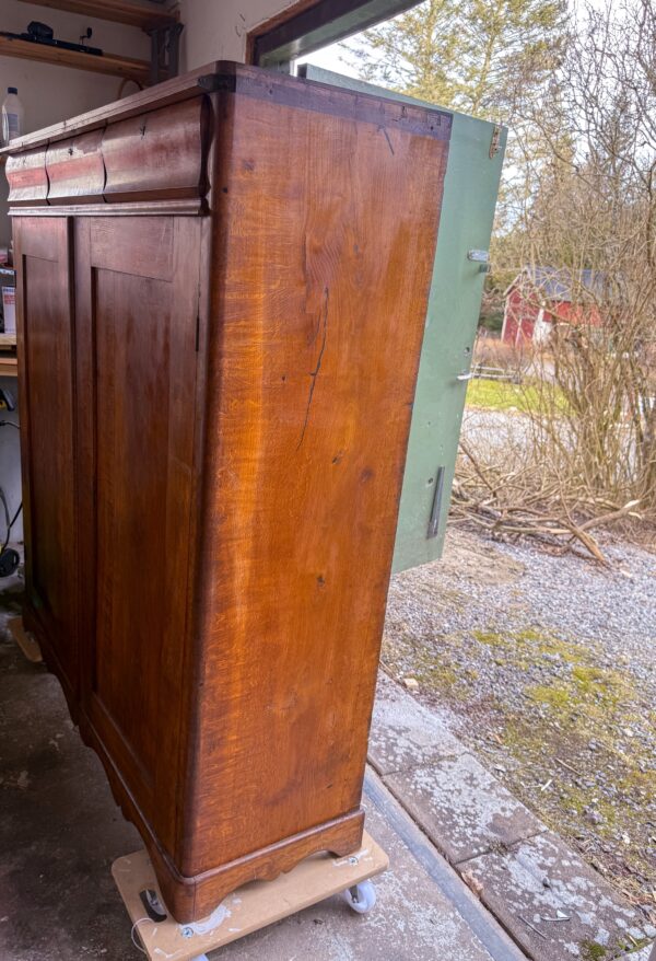 Skänkskåp i Ek 1800 tal - Bild 11