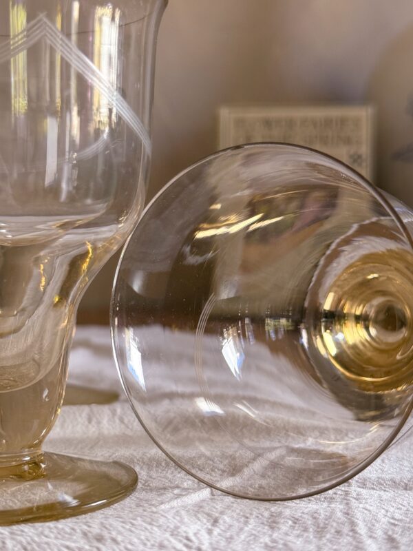 Vinglas i kristall i gultonat glas 5 st - Bild 8